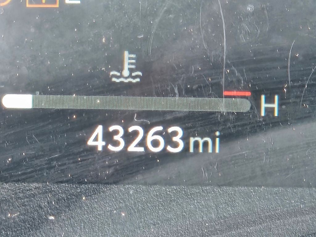 2025 Toyota Sienna XSE