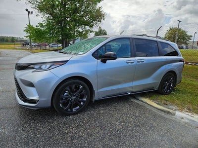 2025 Toyota Sienna XSE