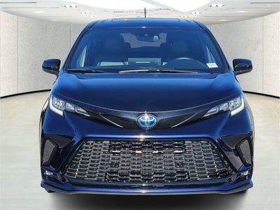 2025 Toyota Sienna XSE