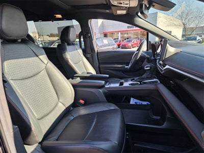 2025 Toyota Sienna XSE