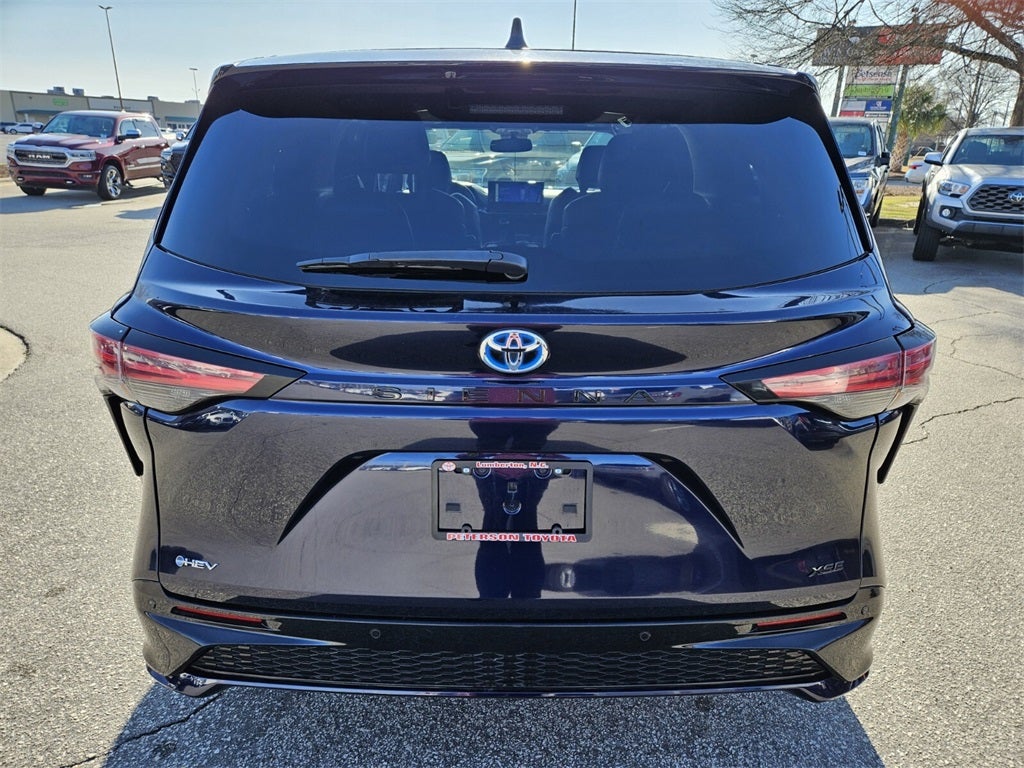 2025 Toyota Sienna XSE