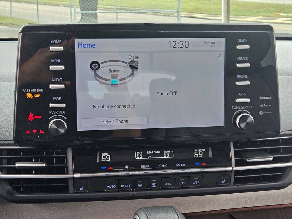 2024 Toyota Sienna XLE