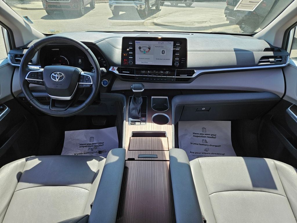 2022 Toyota Sienna XLE