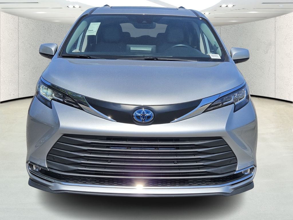 2022 Toyota Sienna XLE