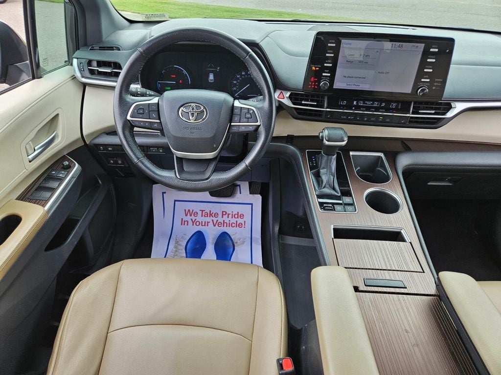 2021 Toyota Sienna XLE