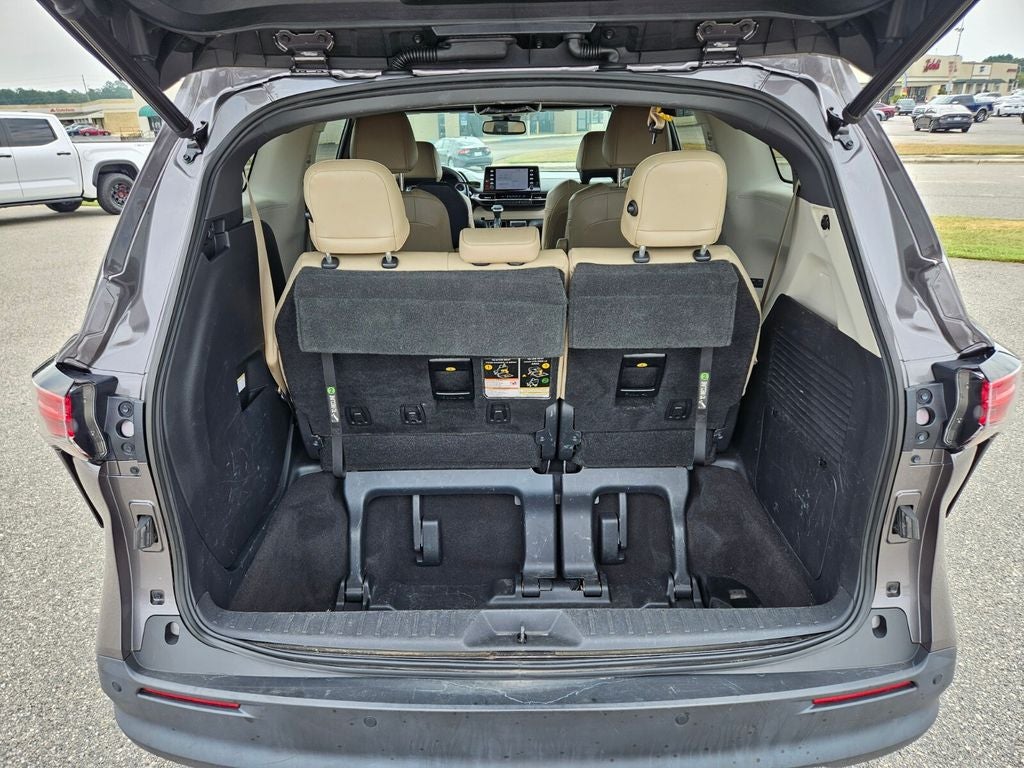 2021 Toyota Sienna XLE