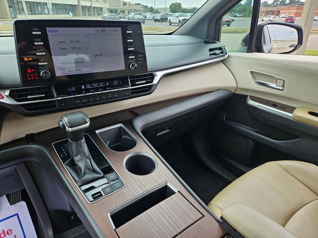 2021 Toyota Sienna XLE