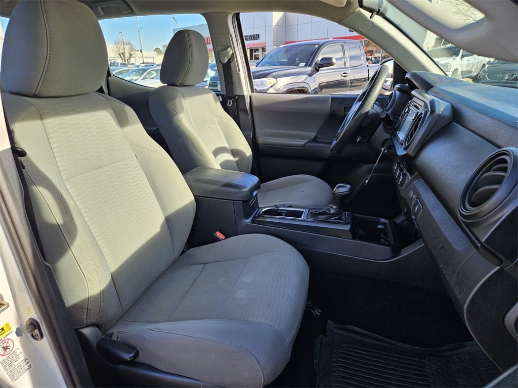 2017 Toyota Tacoma SR