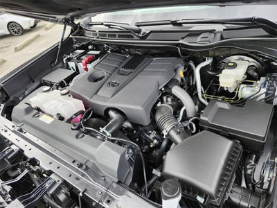 2025 Toyota Tundra SR5 4WD