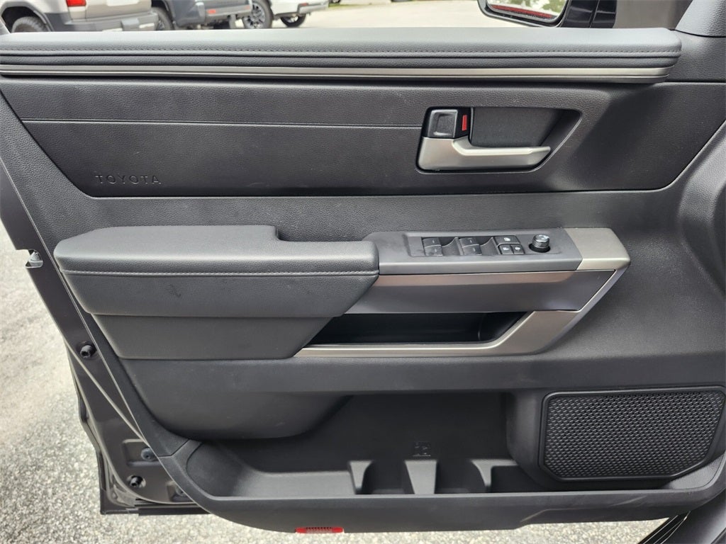 2025 Toyota Tundra SR5 4WD