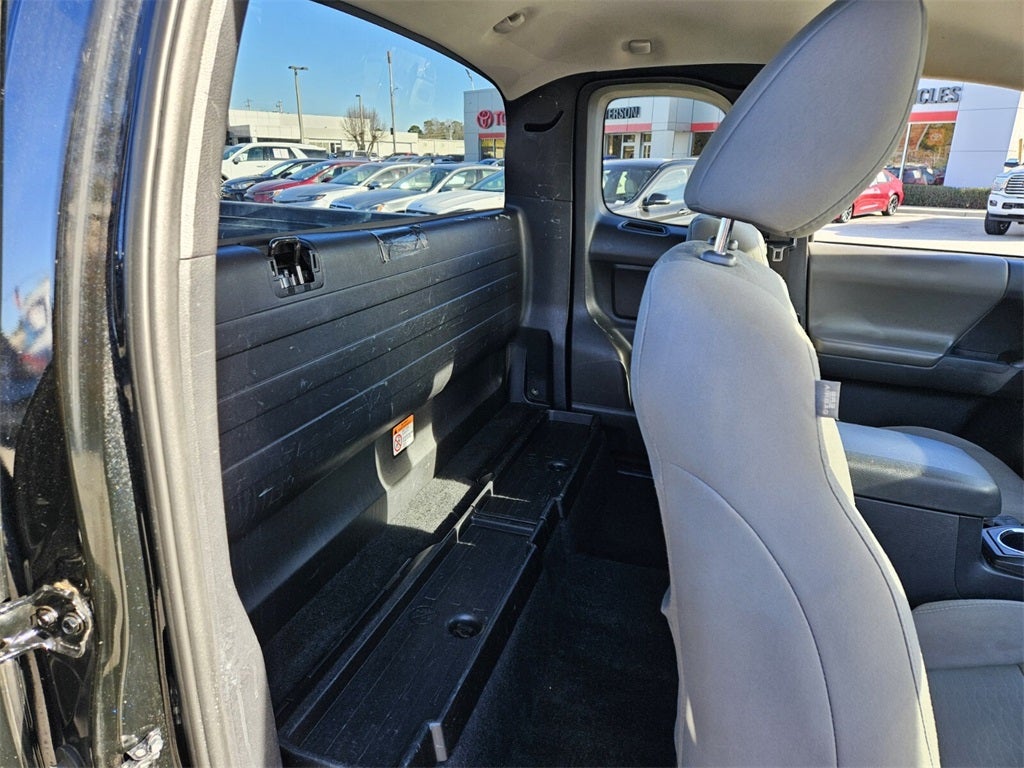 2019 Toyota Tacoma SR