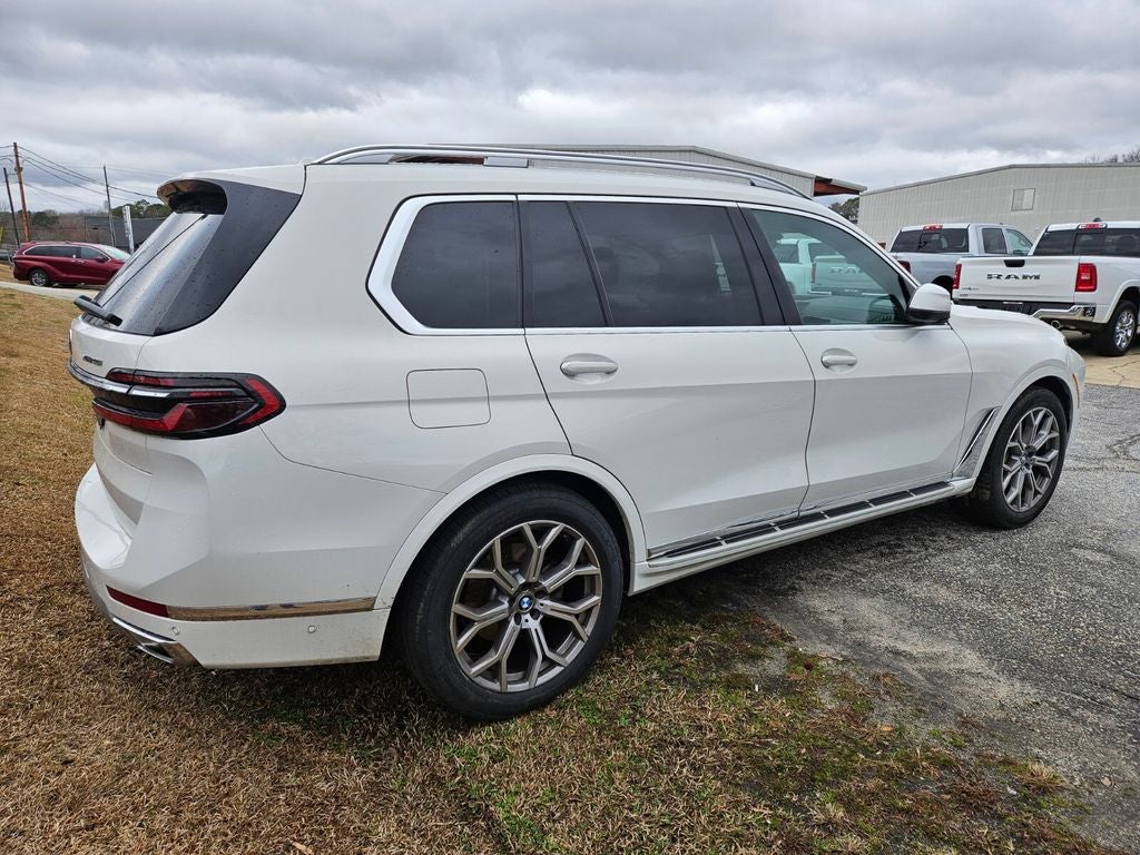 2025 BMW X7 xDrive40i