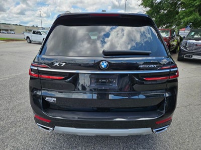 2025 BMW X7 xDrive40i