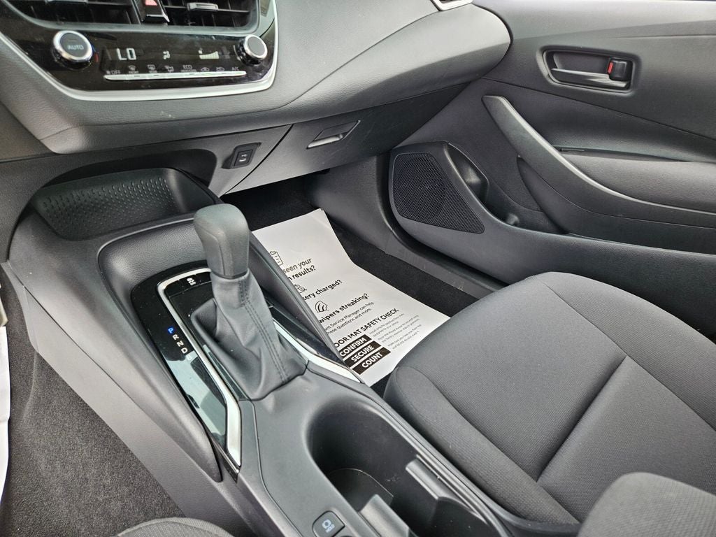 2025 Toyota Corolla LE