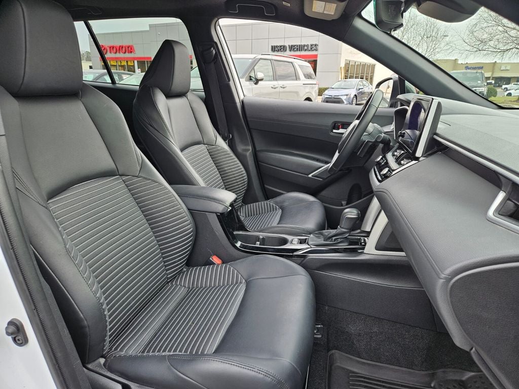 2025 Toyota Corolla Cross Hybrid Base