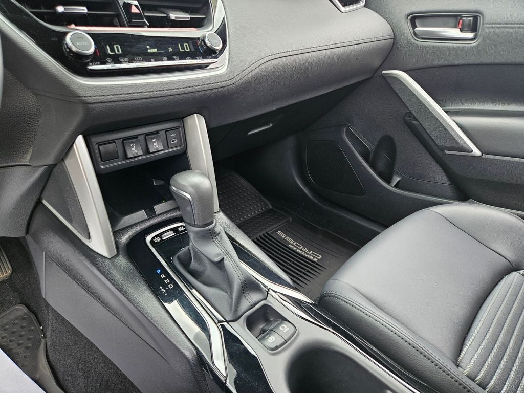 2024 Toyota Corolla Cross Hybrid XSE