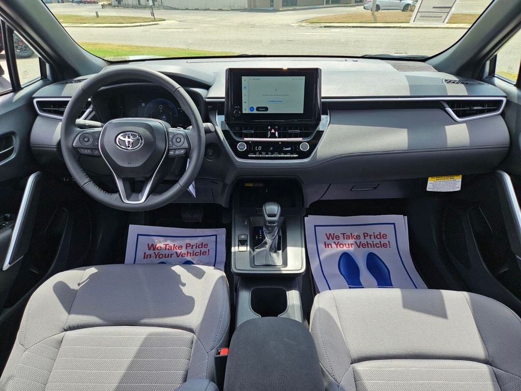 2026 Toyota Corolla Cross Hybrid SE