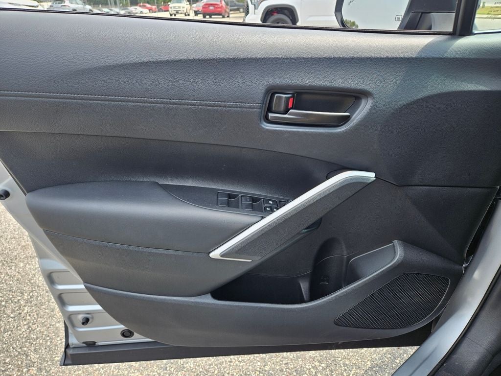 2026 Toyota Corolla Cross Hybrid SE