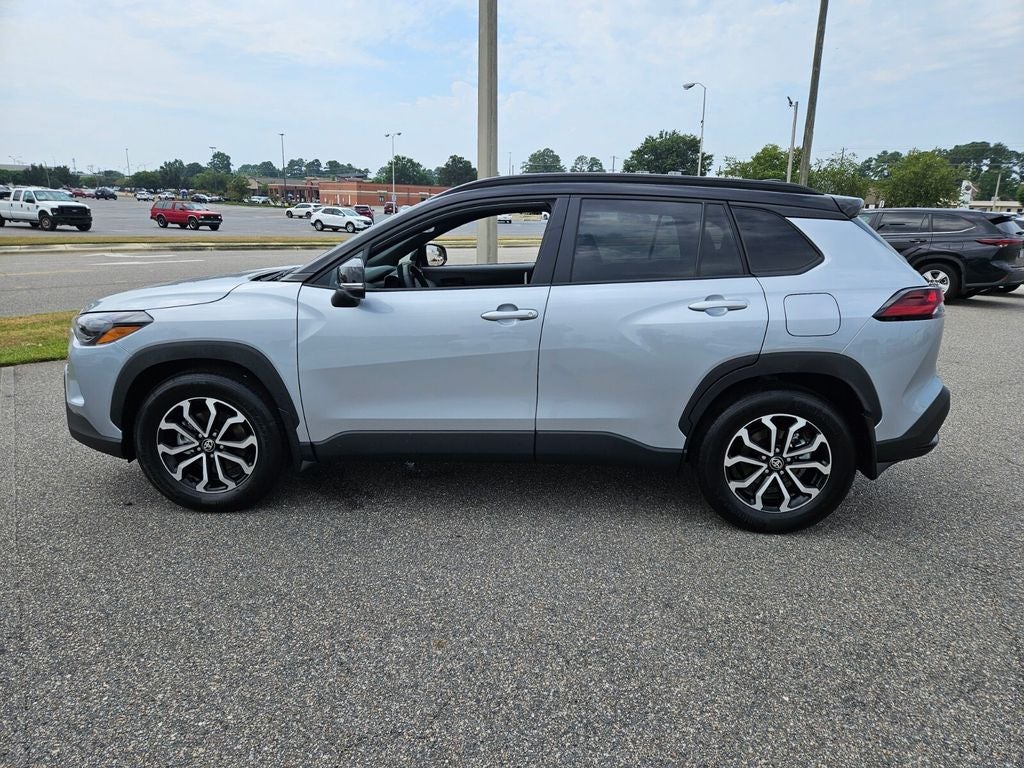 2026 Toyota Corolla Cross Hybrid SE