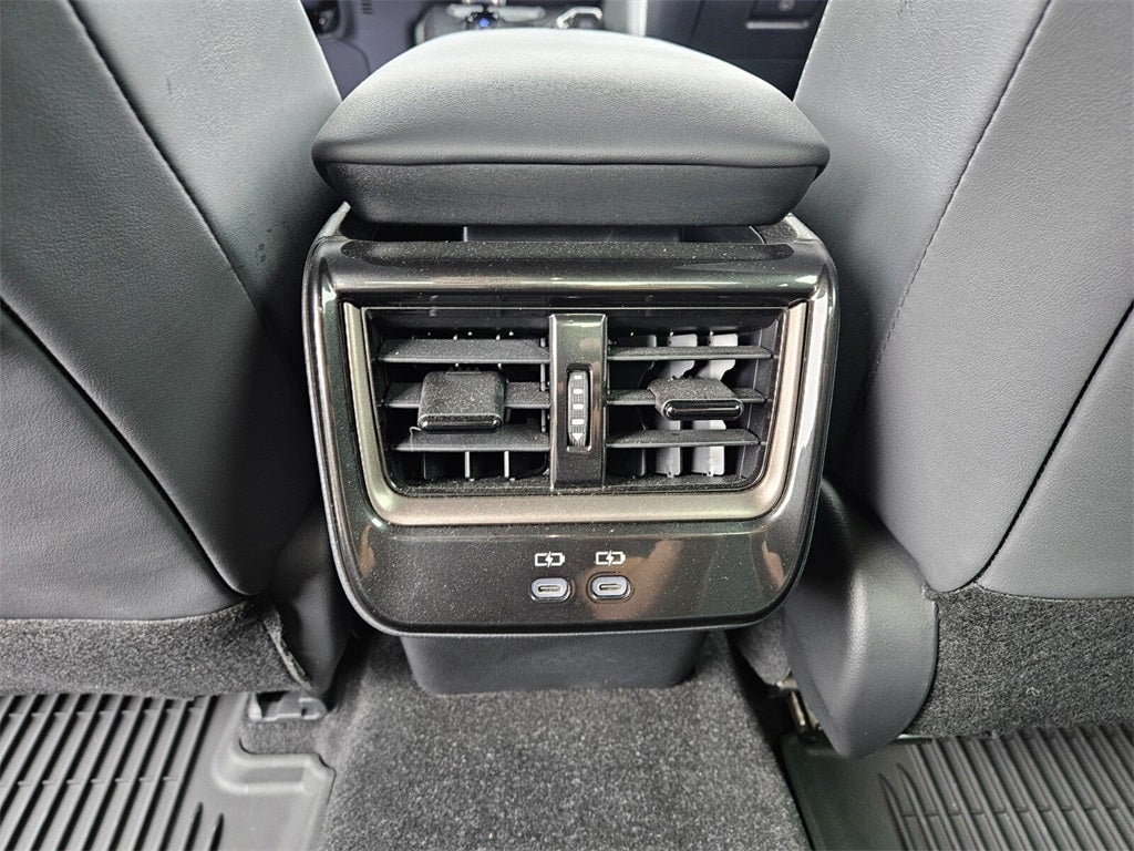 2024 Toyota Crown Platinum