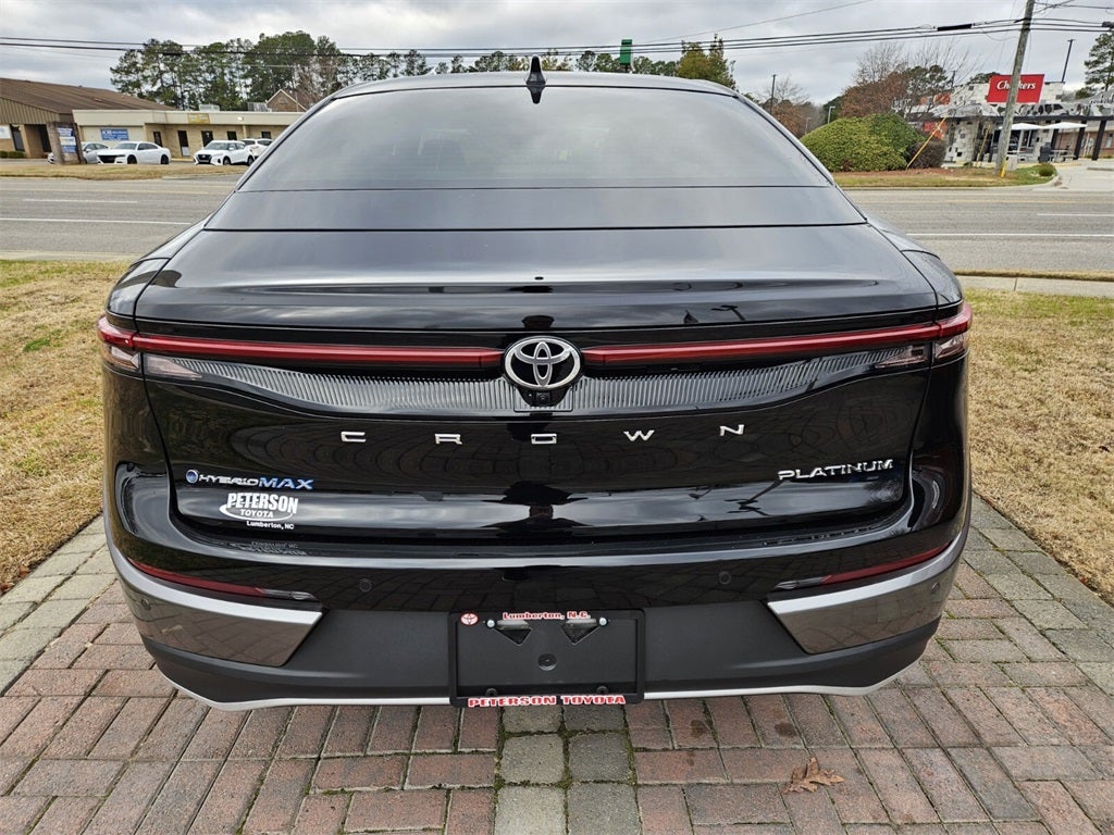 2024 Toyota Crown Platinum