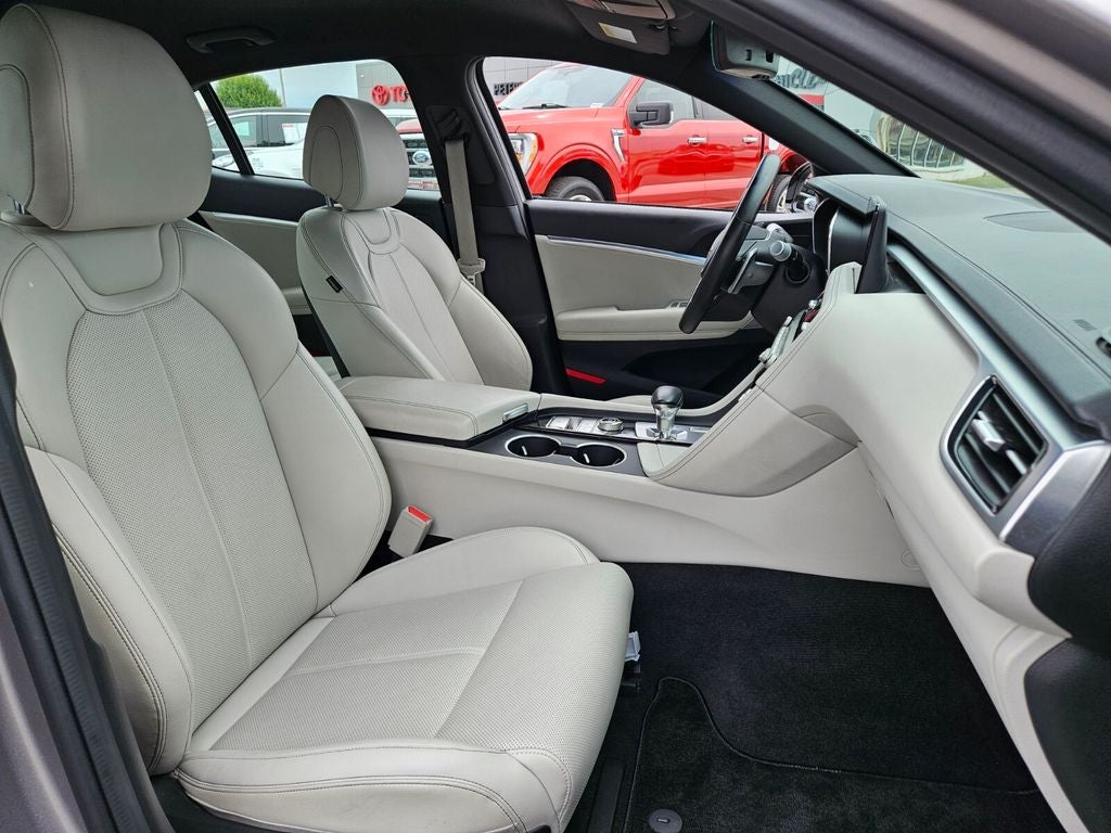 2025 Genesis G70 2.5T AWD