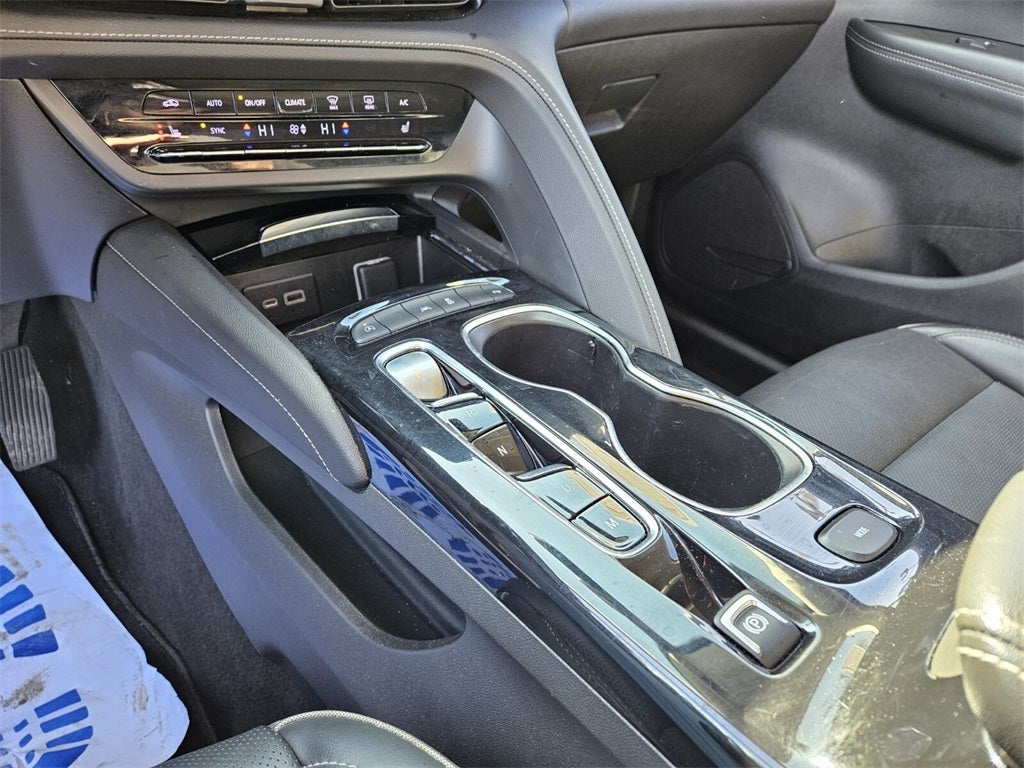 2023 Buick Envision Essence FWD