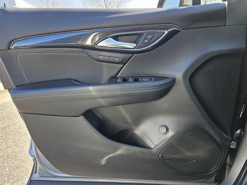 2023 Buick Envision Essence FWD