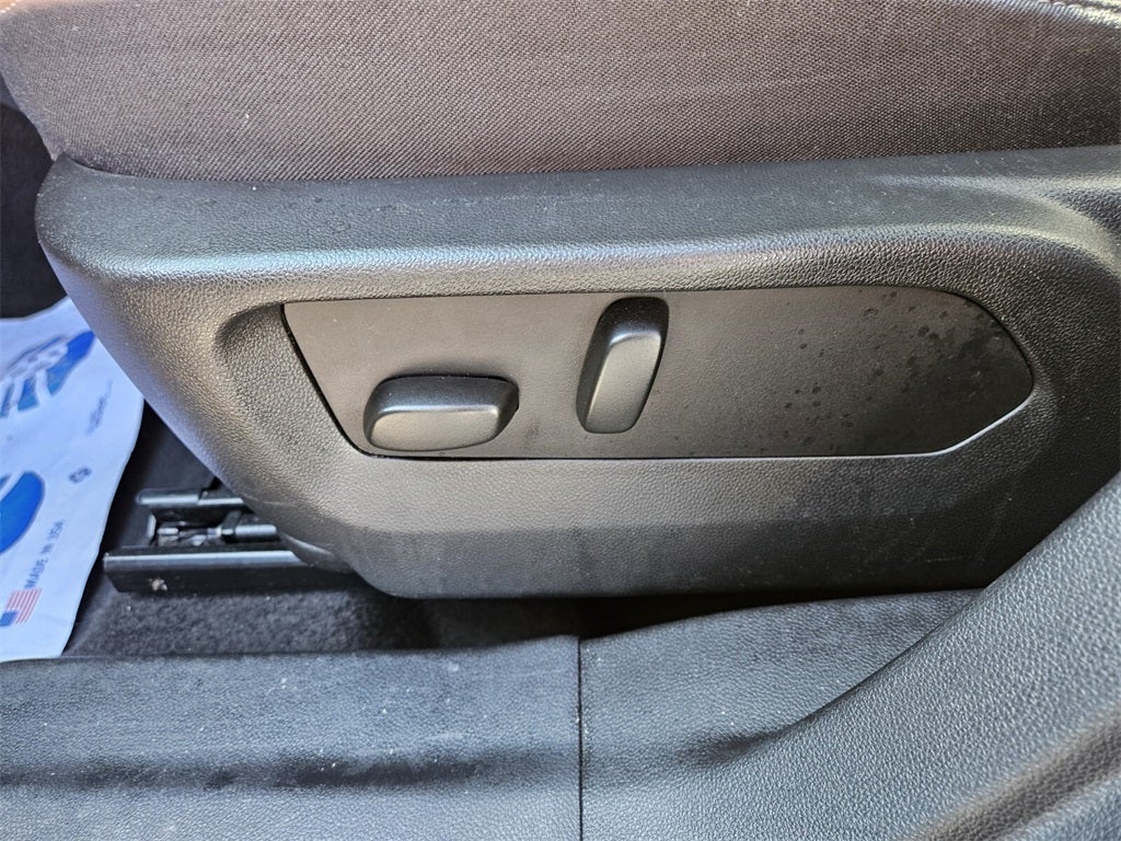 2023 Buick Envision Essence FWD