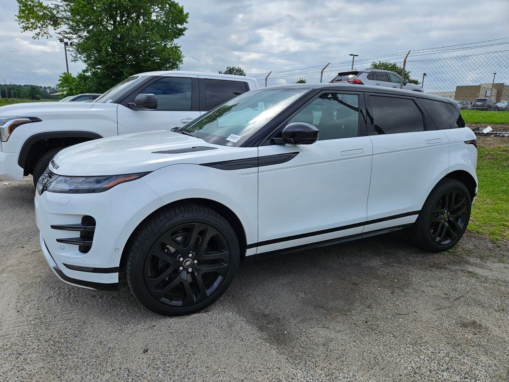 2026 Land Rover Range Rover Evoque Dynamic SE