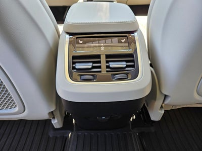 2024 Volvo XC90 B6 Plus Bright Theme 7-Seater