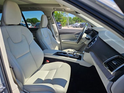 2024 Volvo XC90 B6 Plus Bright Theme 7-Seater